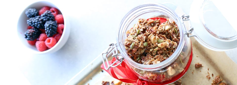 Christmas Spice Granola Clusters