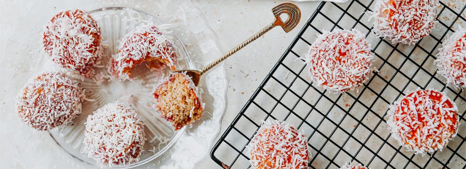 NOWAY Jelly Raspberry Mini Cakes